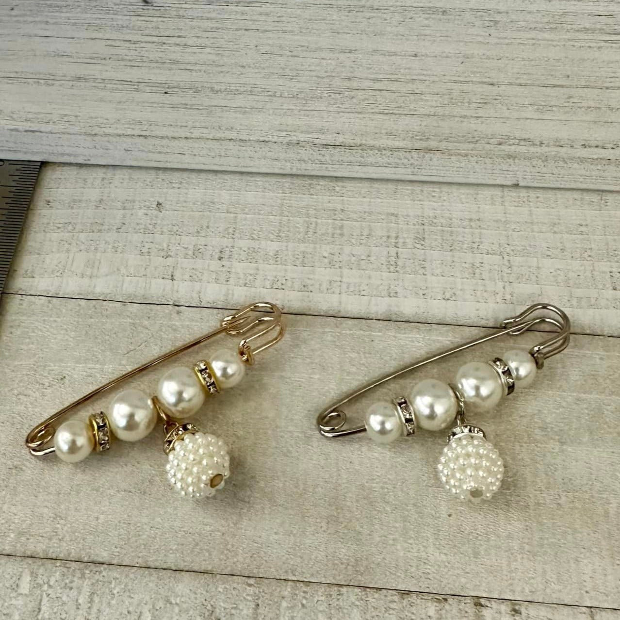 Pearl Brooch Pins