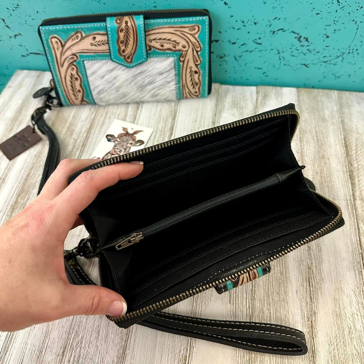 Saratoga Wristlet