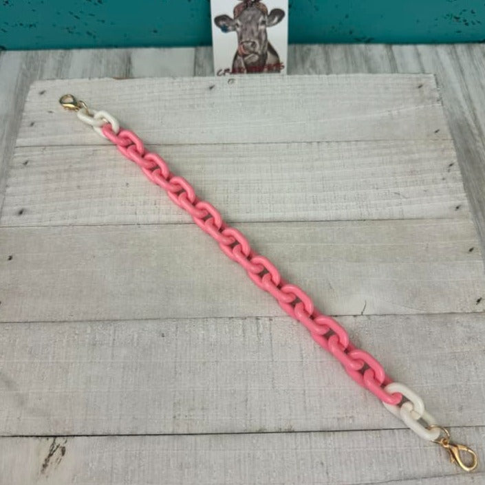 Trucker Hat Chains V2