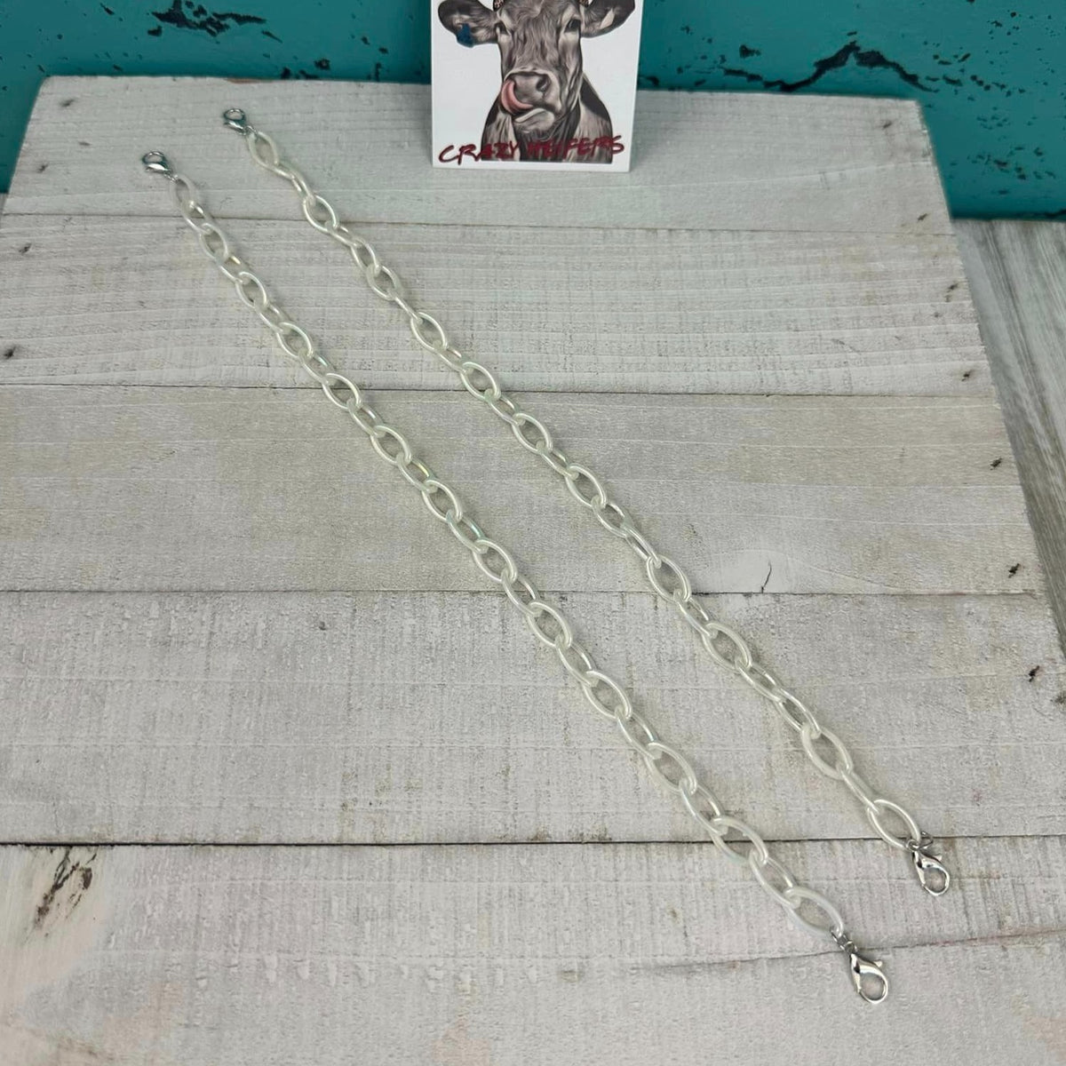 Trucker Hat Chains V2