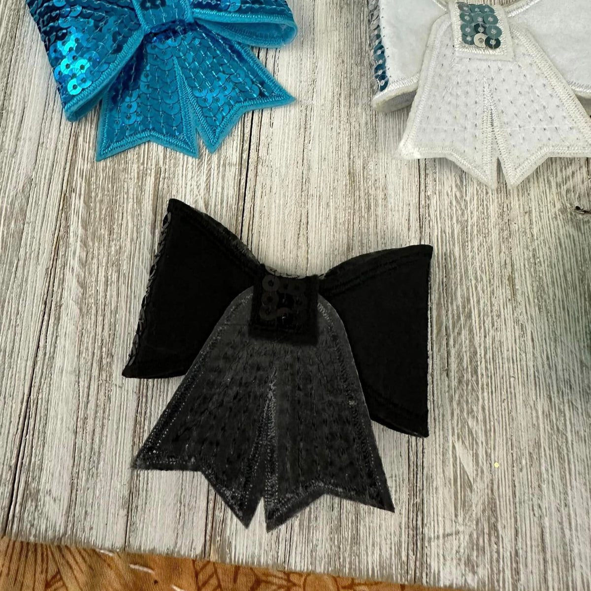 Sequin 3-D Bow-Iron on