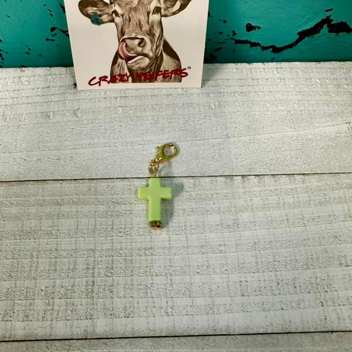 Clip-on Charms Gold Tone V4