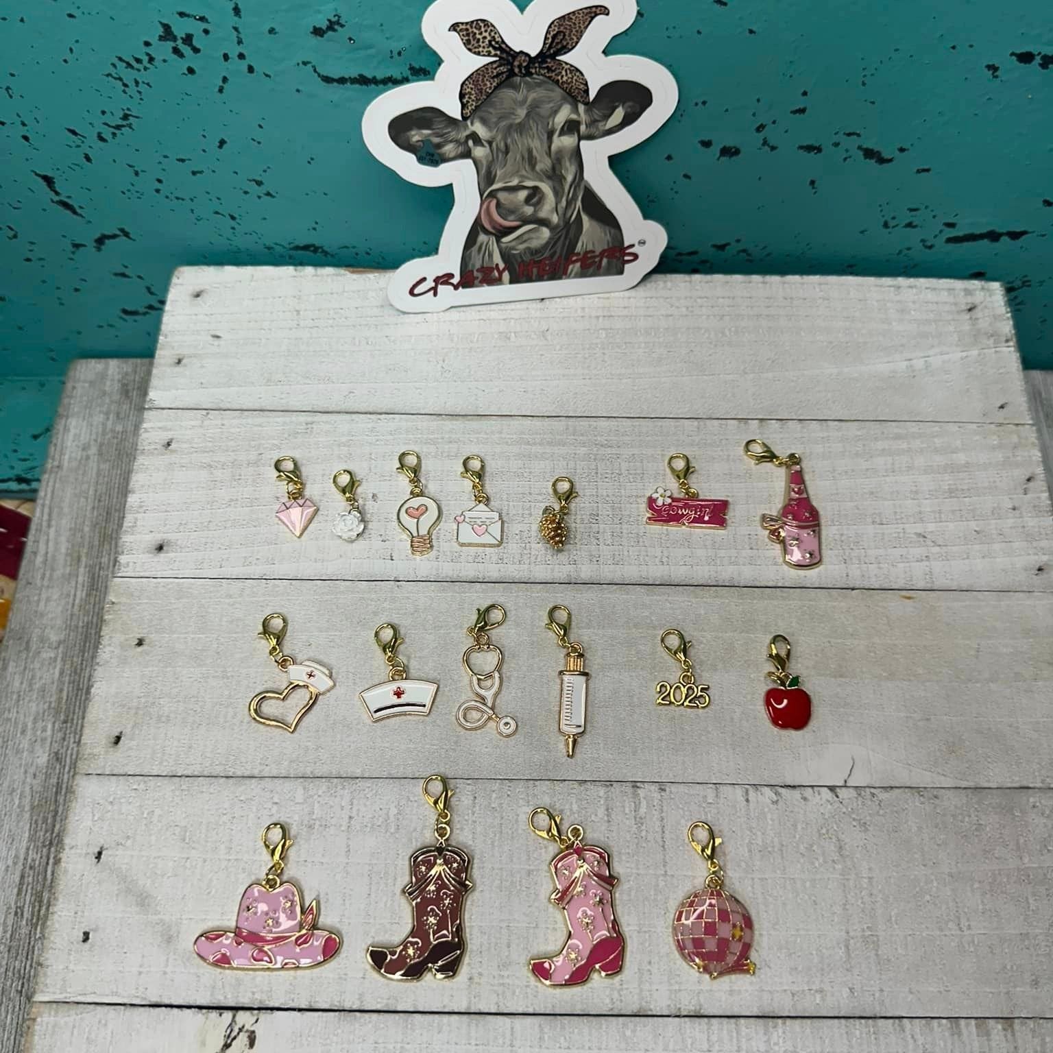 Clip-on Charms Gold Tone V5