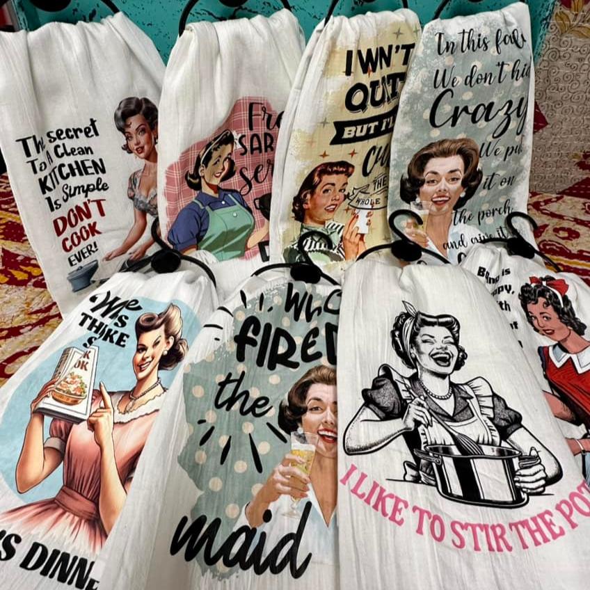 Snarky Housewife Kitchen Towels